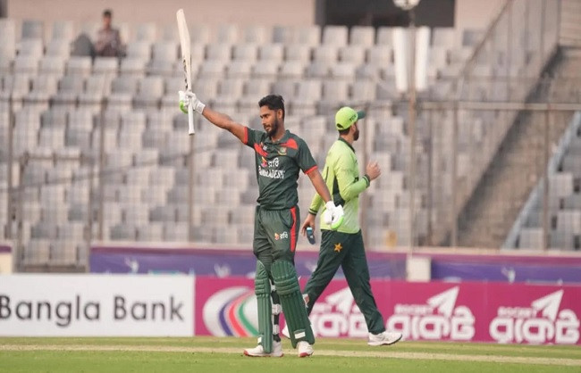 Bangladesh beat Pakistan by 11 runs,