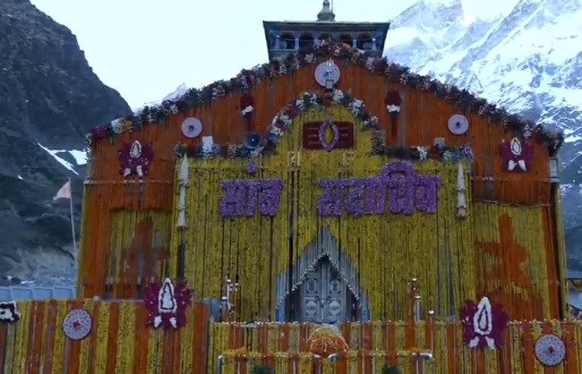 Kedarnath temple reopens, CM Dhami offers special prayers to Nandi