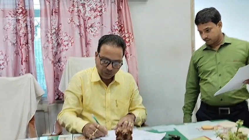 Abhishek is responsible for Trinamool's collapse, says explosive Ramjivanpur Municipality Chairman