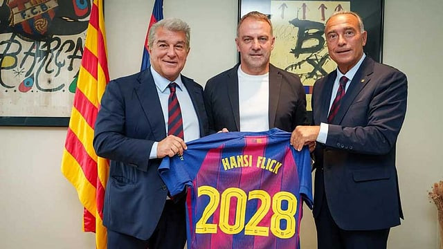 Flick signs new deal with Barcelonapost