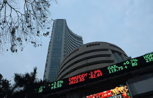 Stock market rises on Monday morning, money turns around