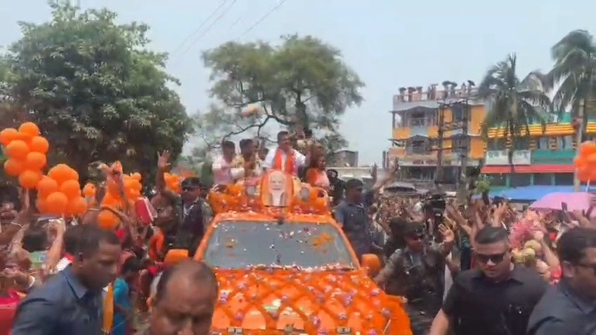 Suvendur's high-voltage campaign in Fallata,
