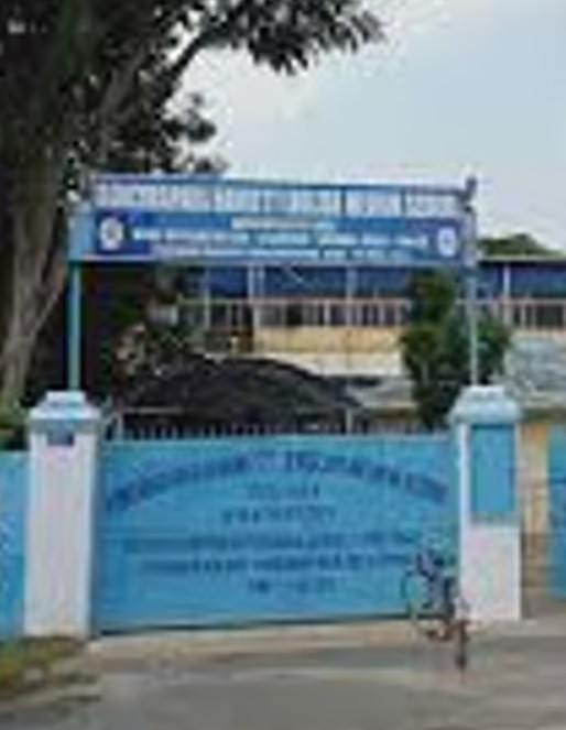 Crores of rupees found in Kanchrapara school's sick room; accountant detained.