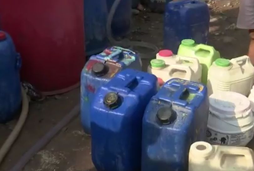 Struggle for water in Delhi; women vocal about minimum demands.