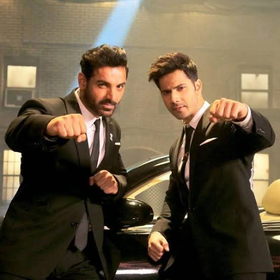 Varun Dhawan celebrates 10 years of Dishoom