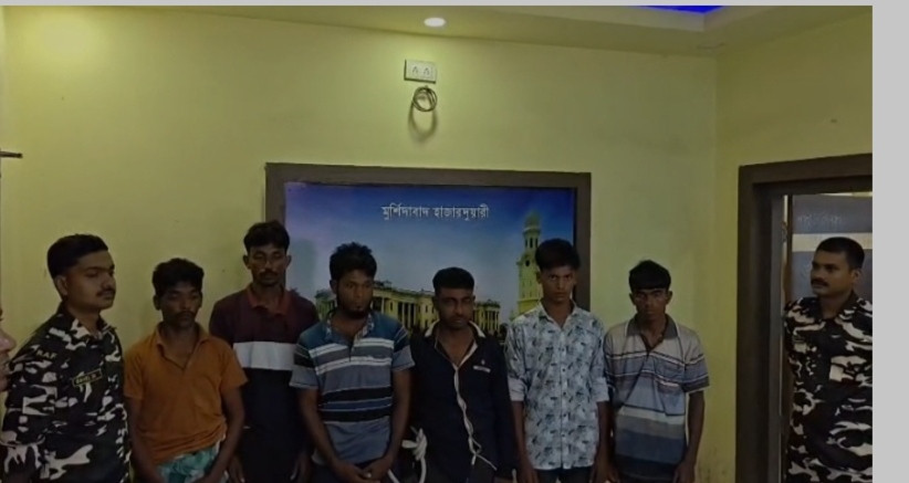 6 Bangladeshi nationals detained in Lalgola; police investigating.