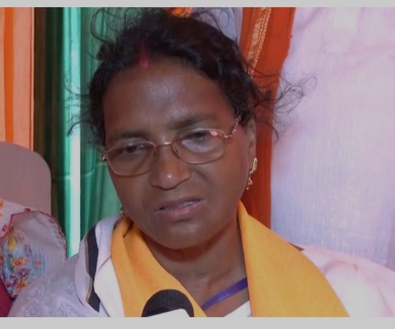 Mother to spend seven days in solitude in memory of the R.G. Kar victim.