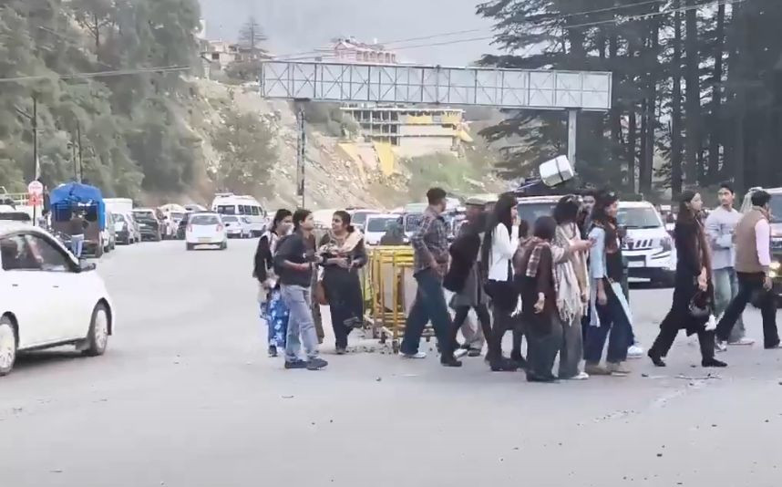 Manali tourist rush