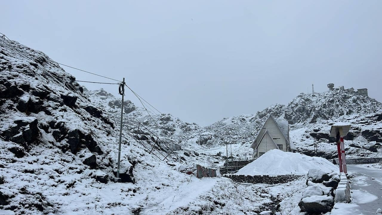 Nathu La Pass was blanketed in snow even before the Puja holidays.